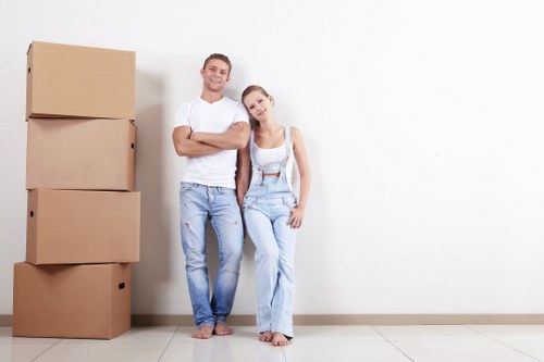 Professional packing and unpacking services in Barnet for a smooth home move